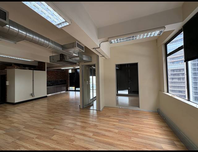 124M² OFFICE TO LET IN CAPE TOWN CITY CENTRE